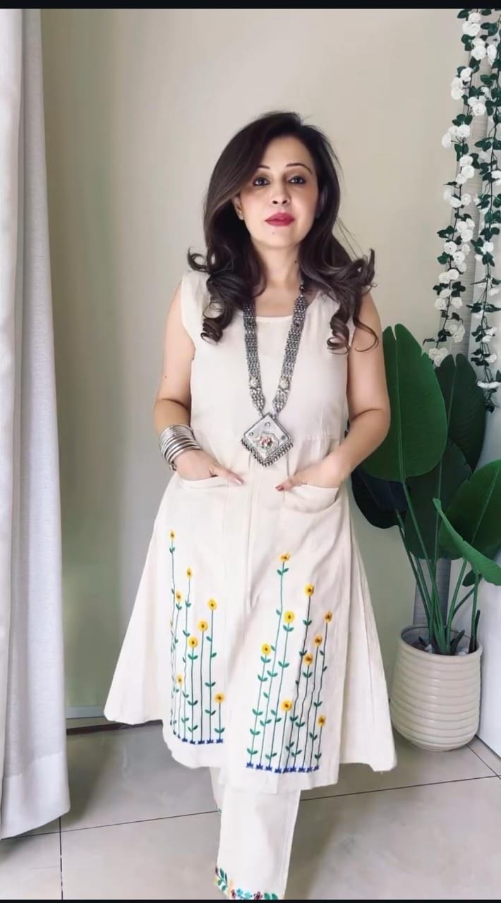 Hand Embroidered Floral Kurti With Bottom – Premium Cotton